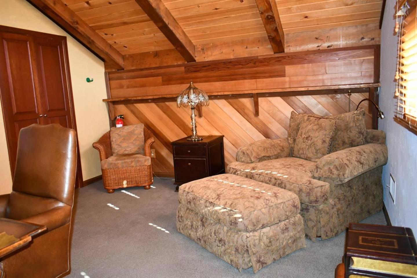Boulder Ski Lodge Townhome, Views, Dog Friendly Main image 1
